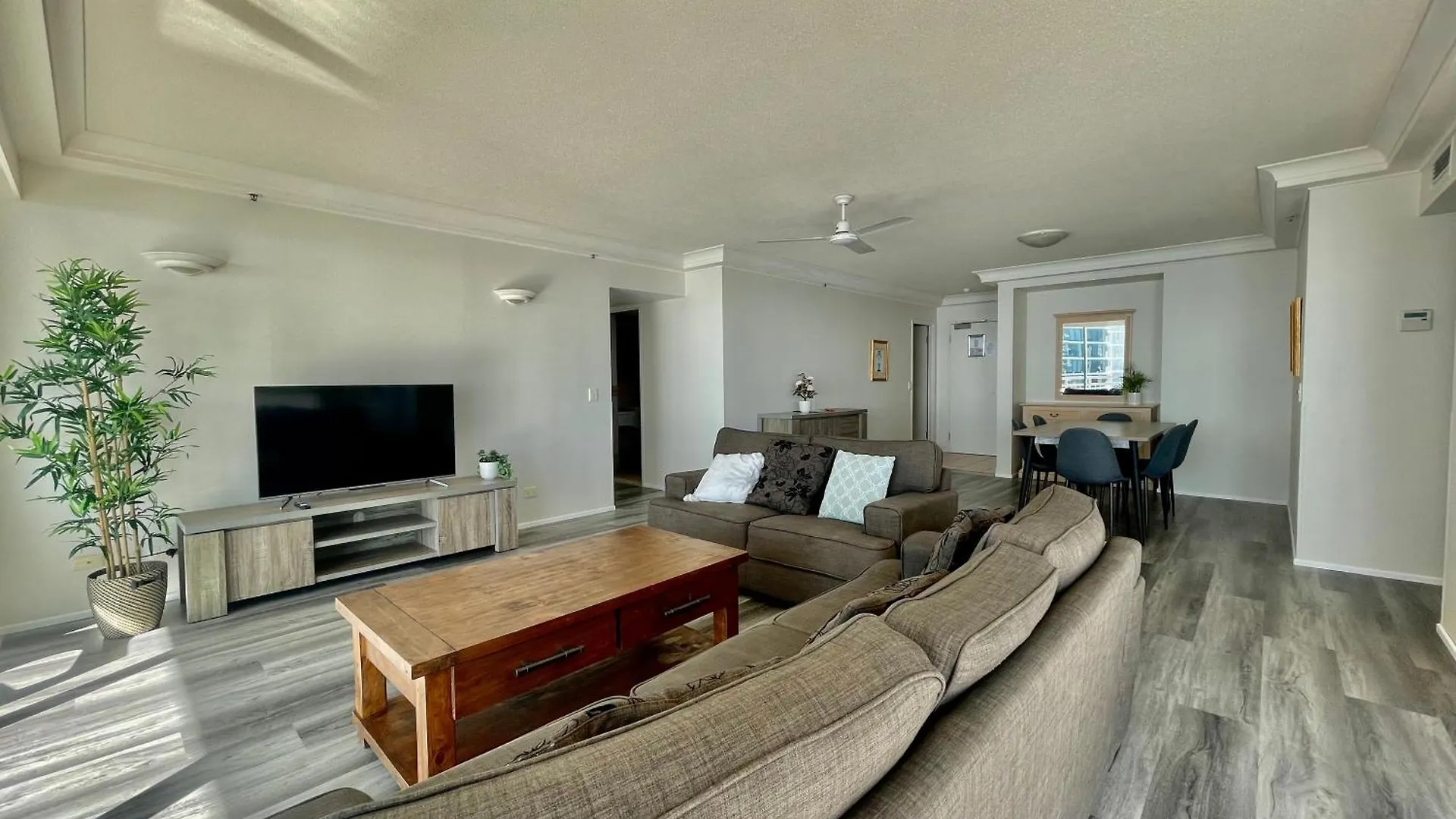 Crown Towers Apartment Gold Coast Australia